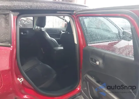 2018 Jeep Compass Altitude из США, поврежденный, VIN 3C4NJCBB7JT407241